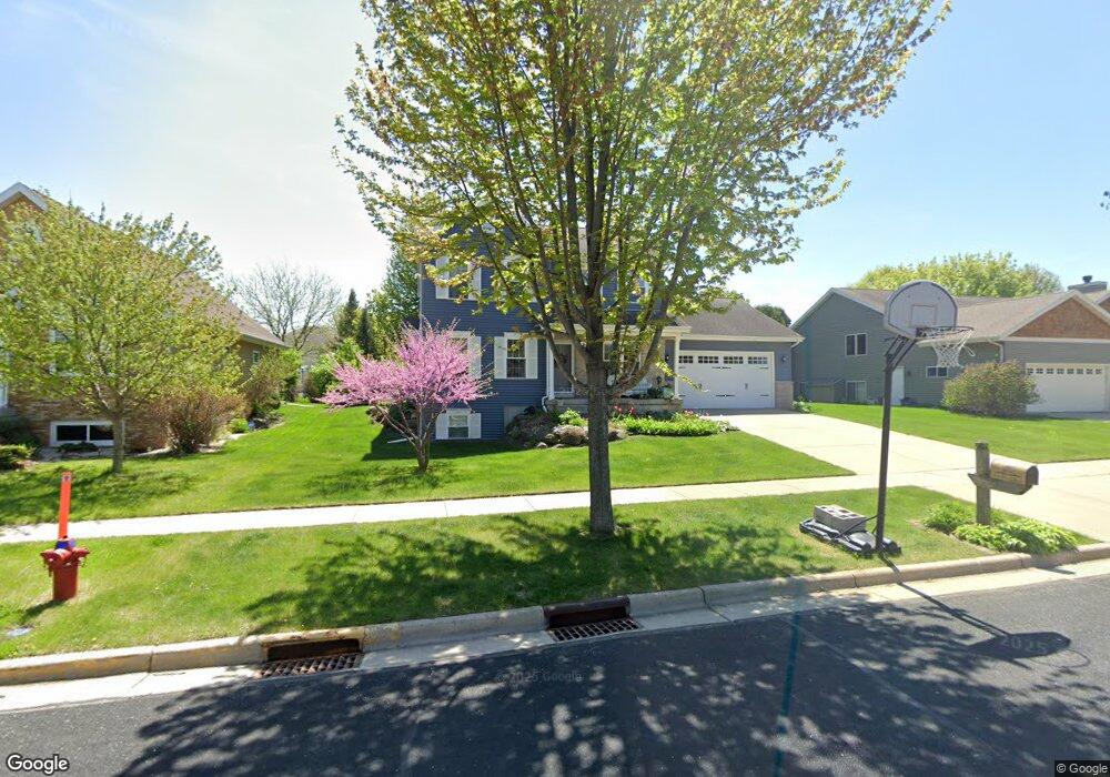 5217 Blazingstar Ln, Fitchburg, WI 53711 - photo 1