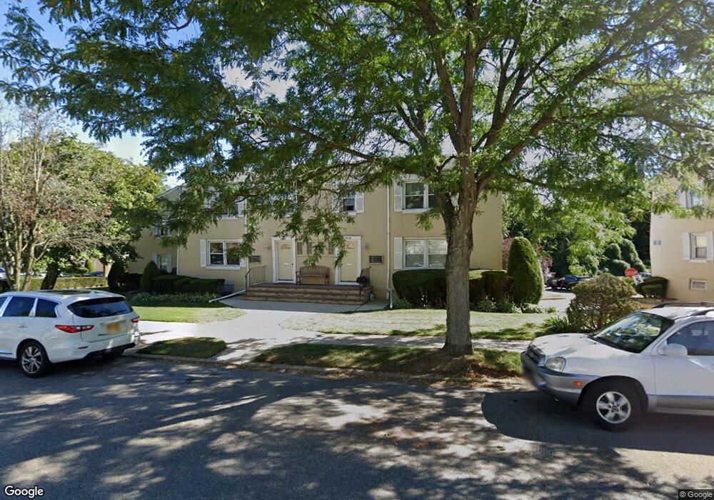 25138 71st Rd unit 174B, Bellerose, NY 11426 - photo 1