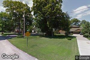 19 Fuller Dr, Madison, WI 53704