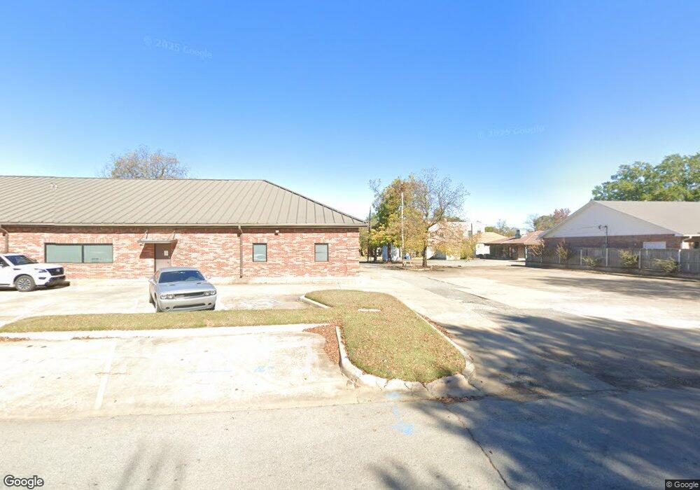 213 E Comanche Ave, McAlester, OK 74501 - photo 1