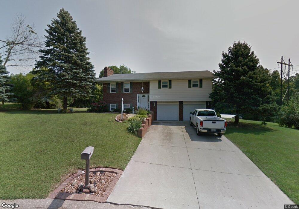 912 Borri Dr, Maryville, IL 62062 - photo 1