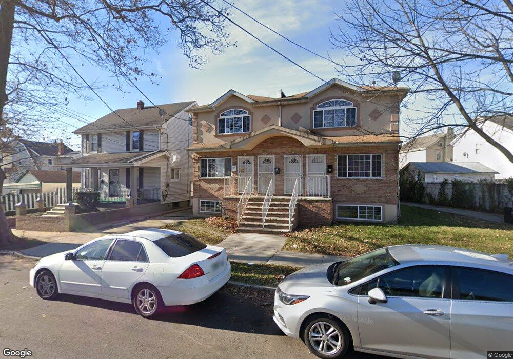 119-18 178th Place unit 2nd FL, Jamaica, NY 11434 - photo 1