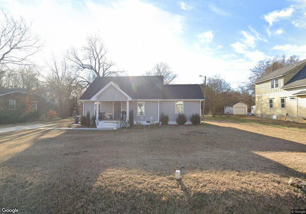 106 Peace St, Oxford, NC 27565 - photo 1