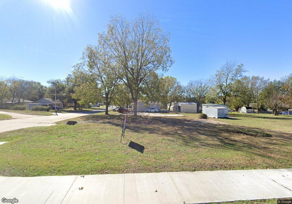 1120 E Wade Watts Ave, McAlester, OK 74501 - photo 1