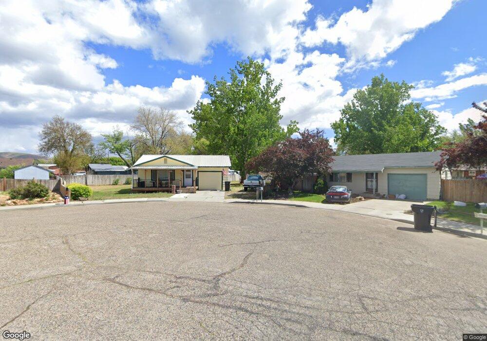 10 Obsidian Cir, Weiser, ID 83672 - photo 1