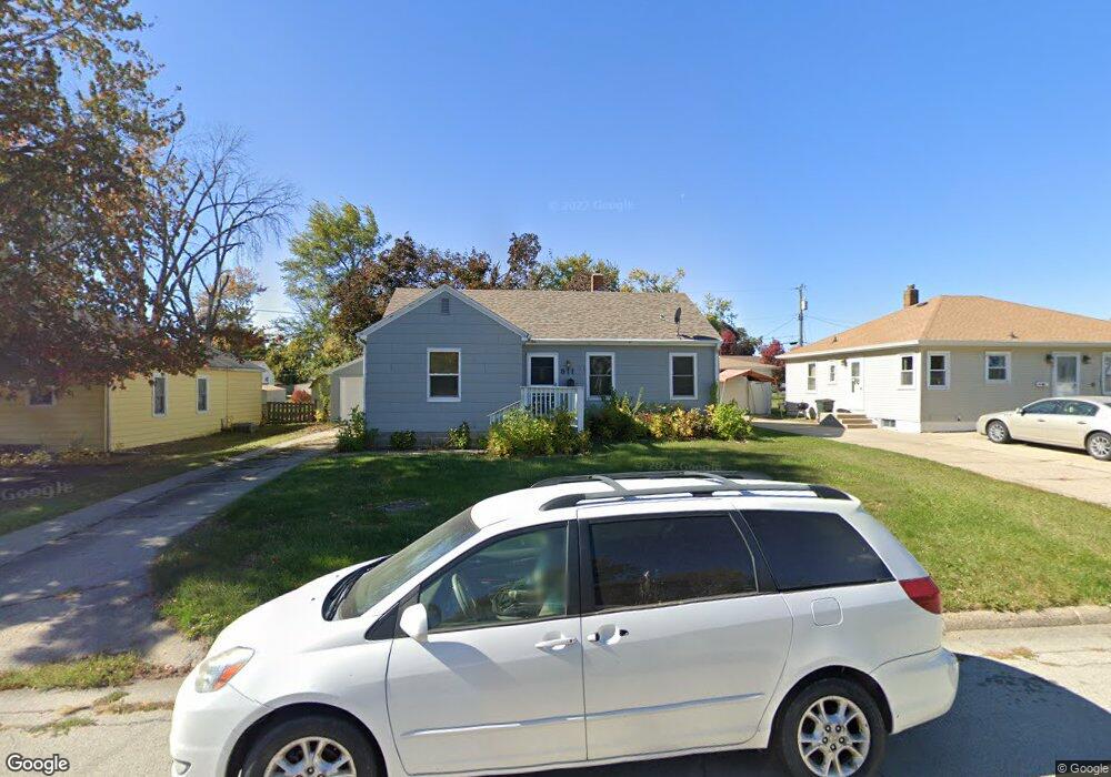 511 W 14th St N, Newton, IA 50208 - photo 1