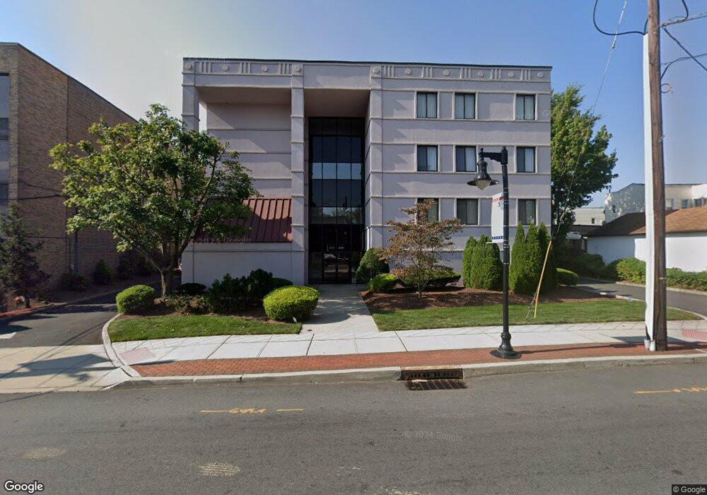 200 Paterson Ave unit 1A, East Rutherford, NJ 07073 - photo 1