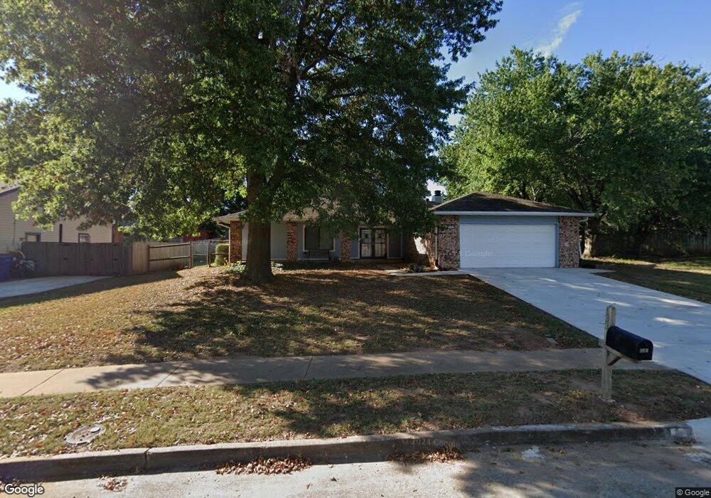 133 W Winston St, Broken Arrow, OK 74011 - photo 1