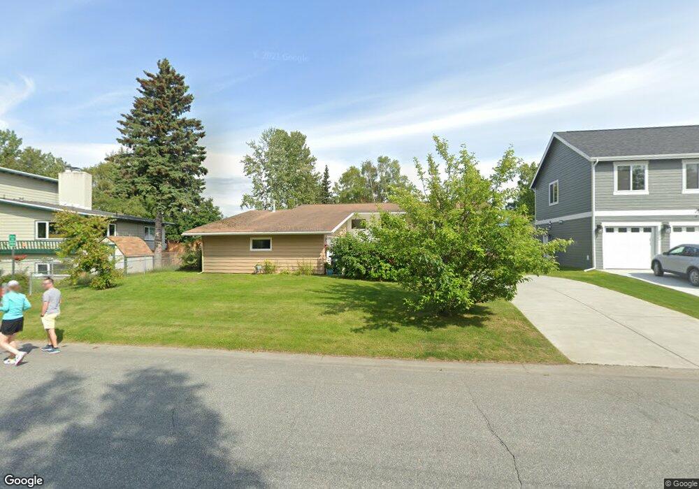 2567 Arlington Dr, Anchorage, AK 99517 - photo 1