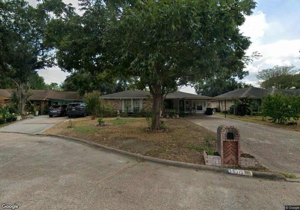 6315 Oaknut Dr, Houston, TX 77088 - photo 1