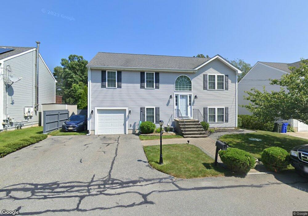 36 Carol Ct, Fall River, MA 02721 - photo 1