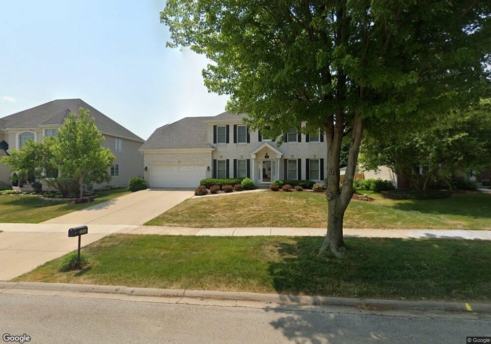 4808 Snapjack Cir, Naperville, IL 60564 - photo 1