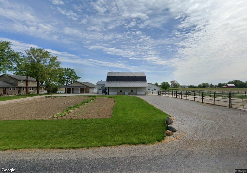 8112 Ricker Rd, Grabill, IN 46741 - photo 1