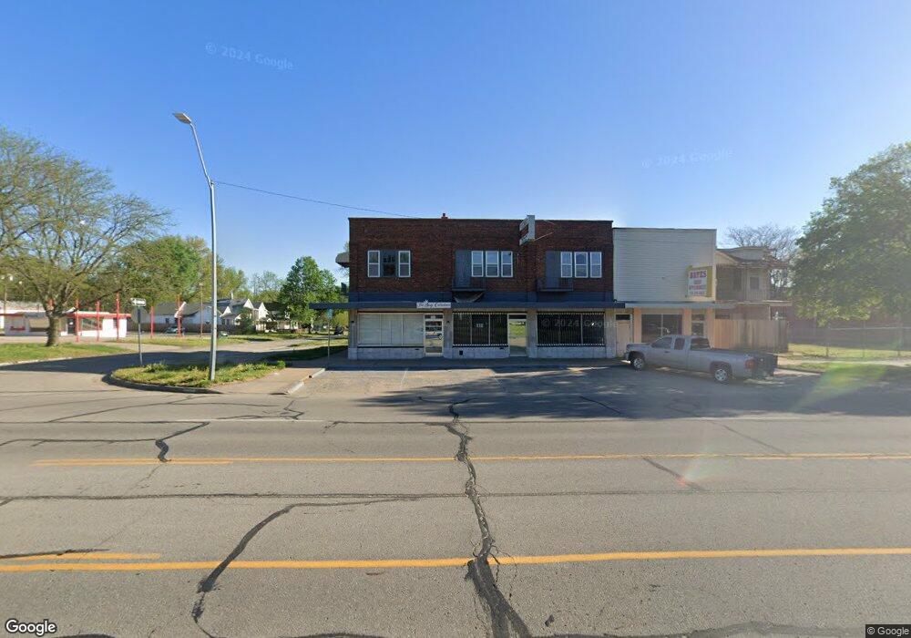 624 SW 6th Ave, Topeka, KS 66603 - photo 1