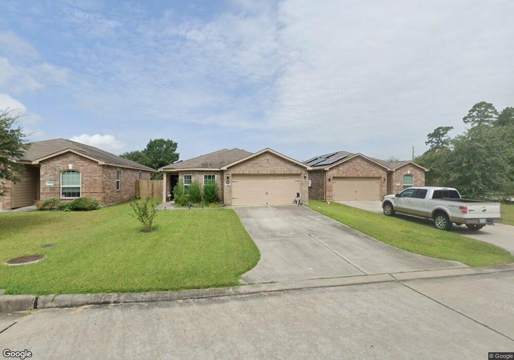 32547 Decker Creek Dr, Pinehurst, TX 77362 - photo 1