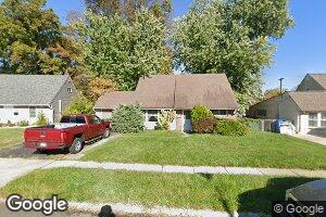 30 Petunia Rd, Levittown, PA 19056