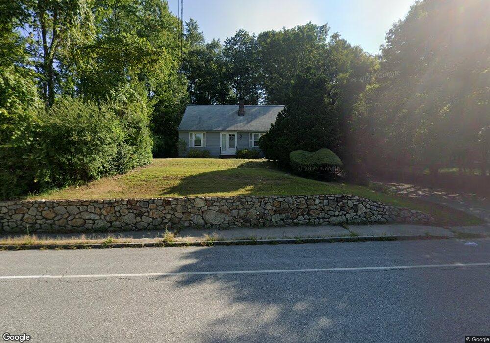 521 Pembroke St, Pembroke, NH 03275 - photo 1