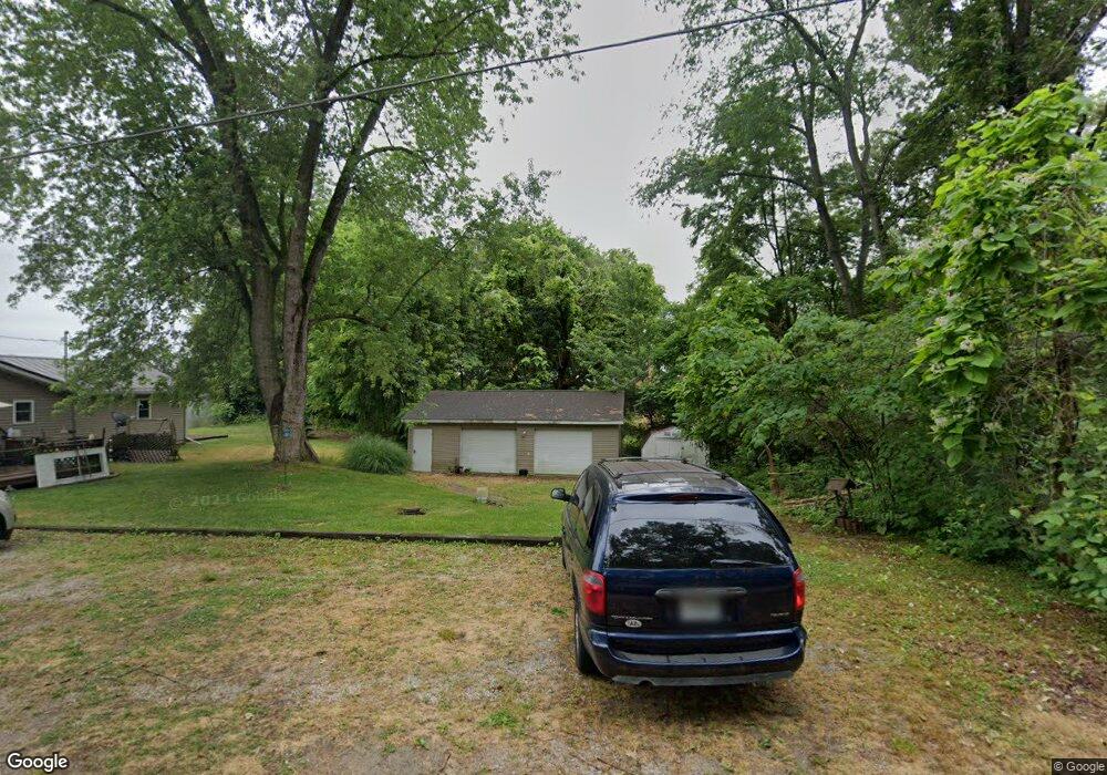 206 Fairview Dr, Walkerton, IN 46574 - photo 1