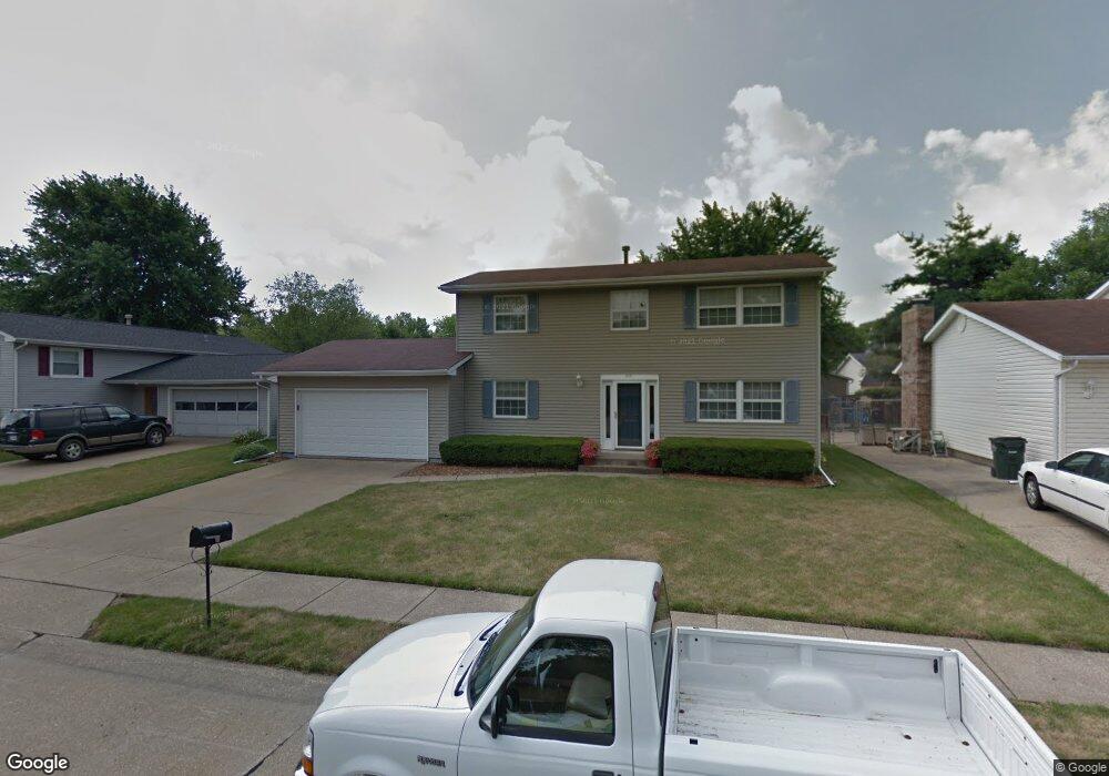 2129 W 30th St, Davenport, IA 52804 - photo 1