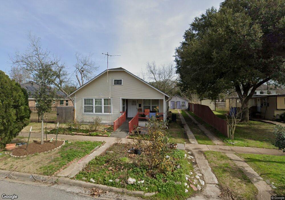 1409 2nd St, Rosenberg, TX 77471 - photo 1