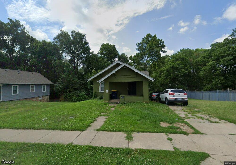 3811 E 67th Terrace, Kansas City, MO 64132 - photo 1