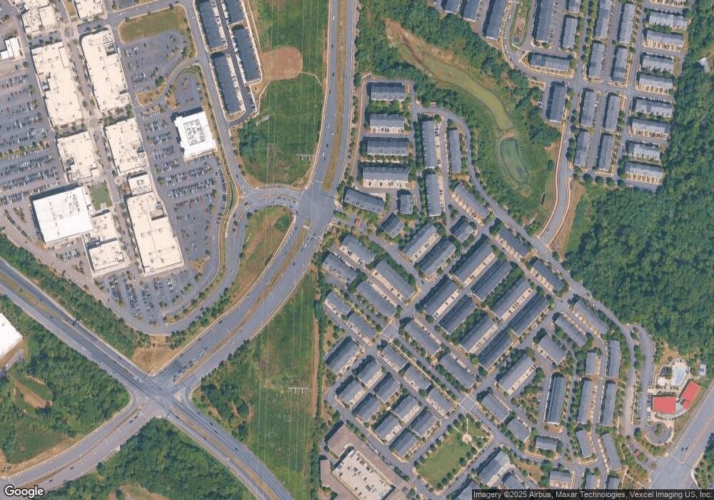 2703 Sheffield Hill Way unit 153, Woodbridge, VA 22191 - photo 1