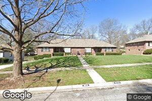 11606 Oak St, Kansas City, MO 64114