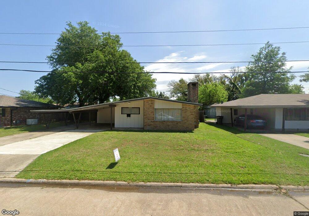 4431 Oaklawn Dr, Lake Charles, LA 70605 - photo 1