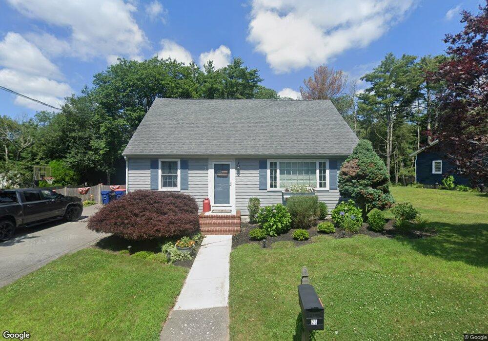 26 Babbitt St, Fairhaven, MA 02719 - photo 1