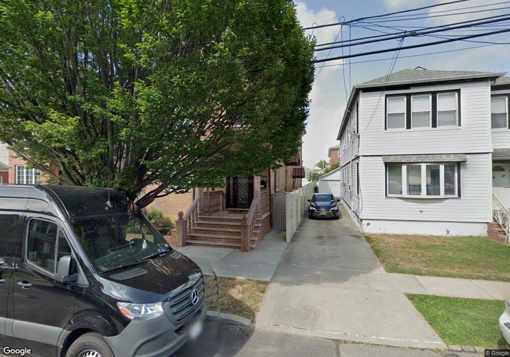 4236 165th St, Flushing, NY 11358 - photo 1