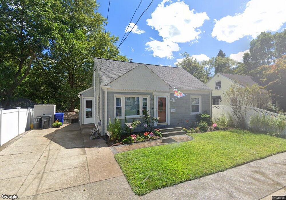 16 Martha St, Pawtucket, RI 02860 - photo 1