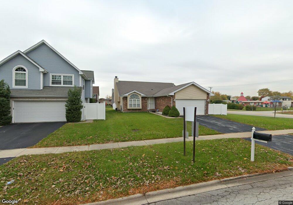 4000 Lakeview Dr, Country Club Hills, IL 60478 - photo 1