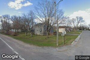 660 Pine Ave, Bird Island, MN 55310