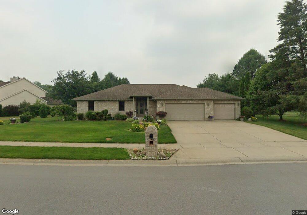 32910 Nature View Dr, New Carlisle, IN 46552 - photo 1