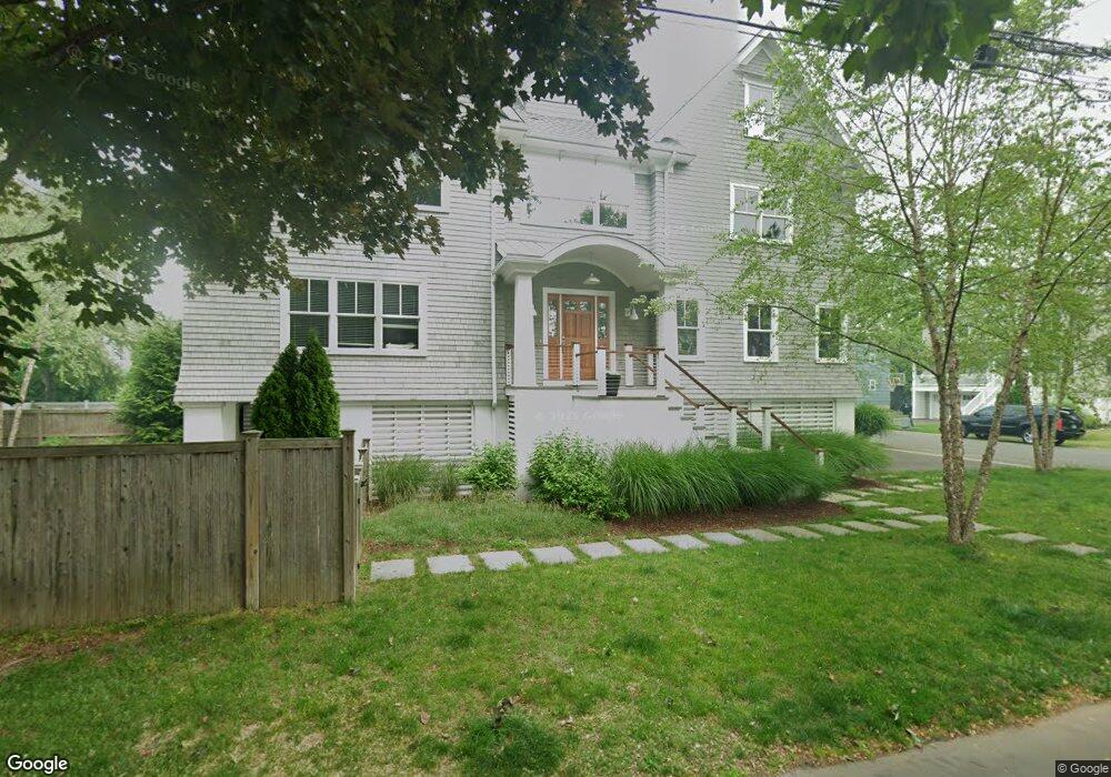 237 Pratt St, Fairfield, CT 06824 - photo 1