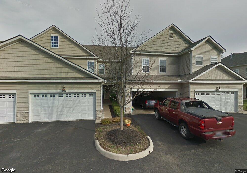 9098 Scenic View Cir unit 9098, Columbus, OH 43240 - photo 1