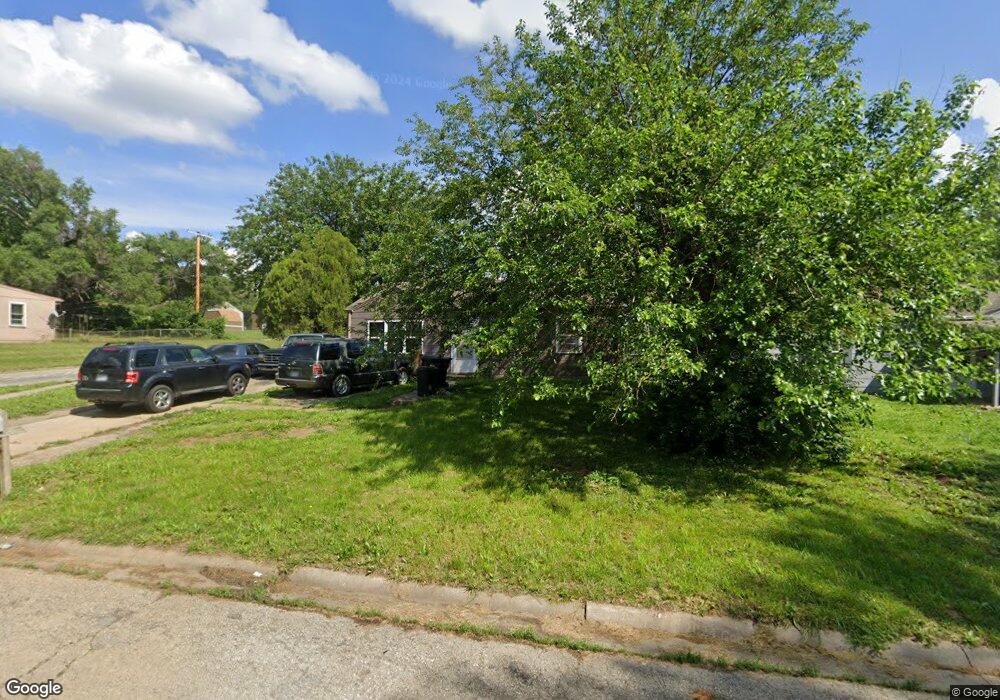 335 SE 34th St, Topeka, KS 66605 - photo 1