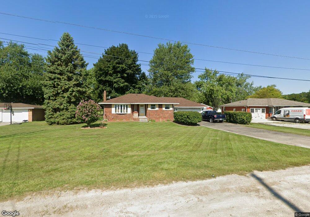 12855 Grafton Rd, Carleton, MI 48117 - photo 1