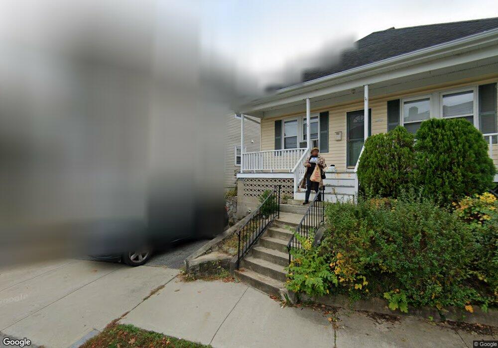 4 Glover St unit 2, Providence, RI 02908 - photo 1