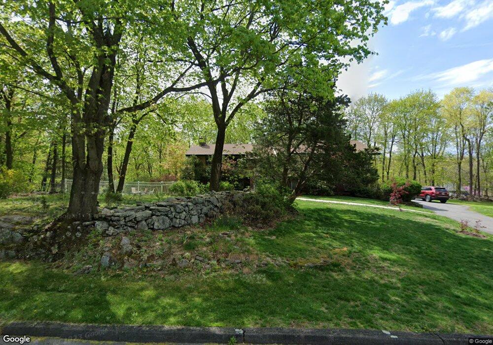 3 Mc Guire Ln, Croton On Hudson, NY 10520 - photo 1