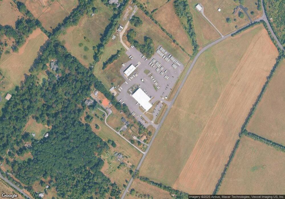 12153 Hooe Rd, Bristow, VA 20136 - photo 1