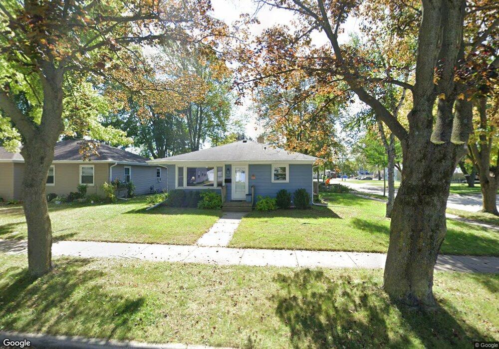 1359 W Brewster St, Appleton, WI 54914 - photo 1