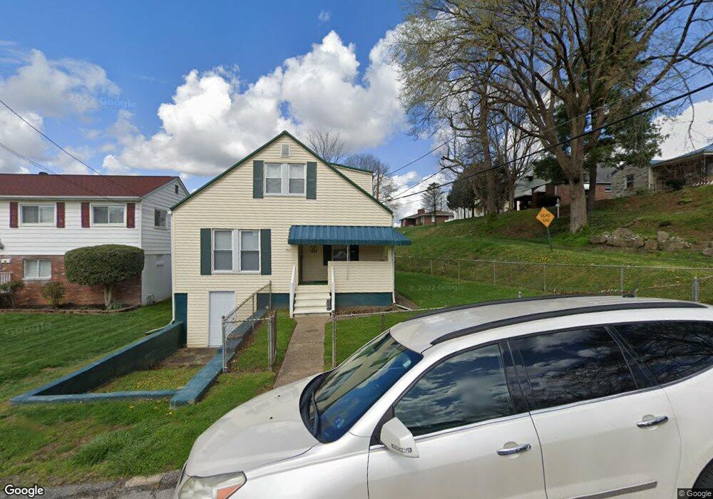 461 22nd St, Dunbar, WV 25064 - photo 1