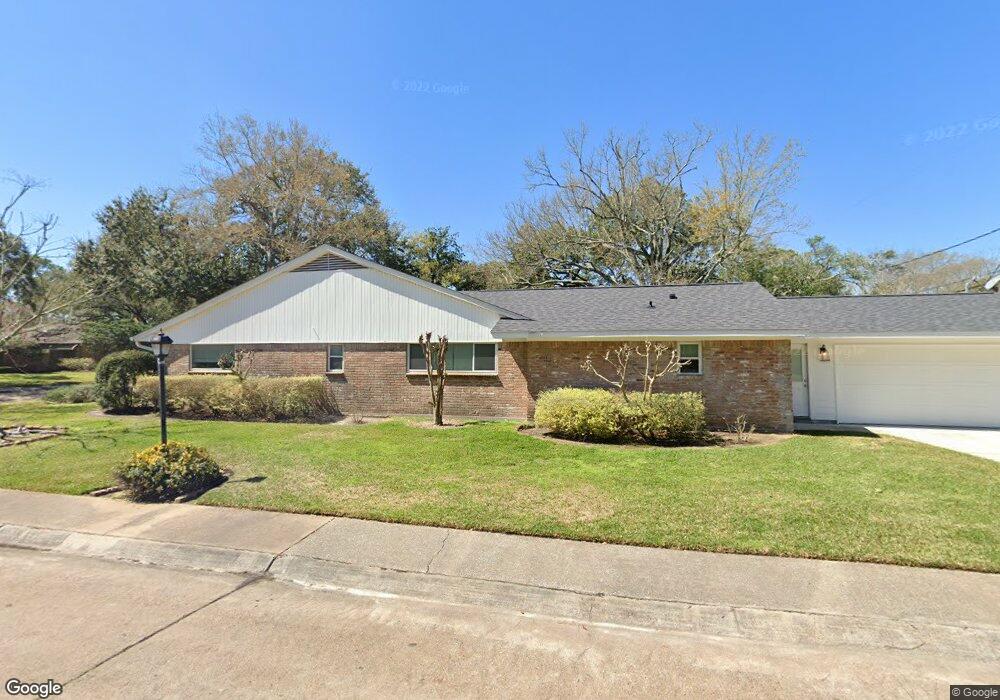 10002 Piping Rock Ln, Houston, TX 77042 - photo 1