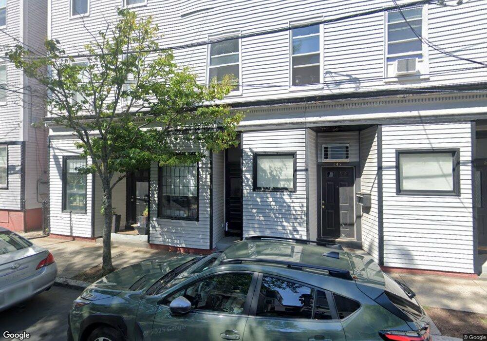 137 Columbia St, Cambridge, MA 02139 - photo 1