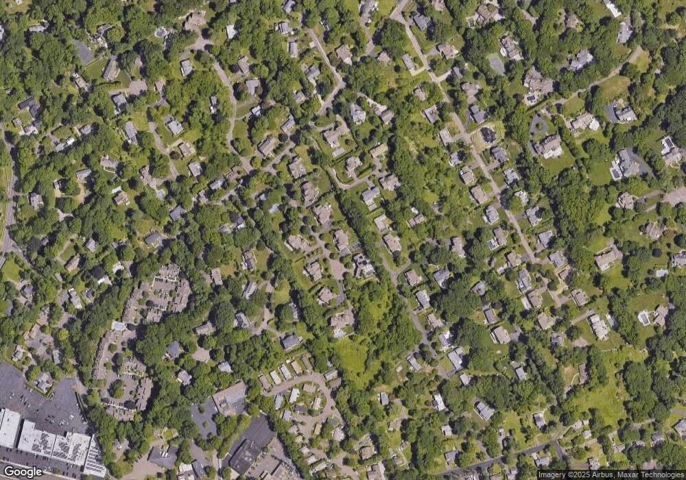 7 Sugar Maple Ln, Westport, CT 06880 - photo 1