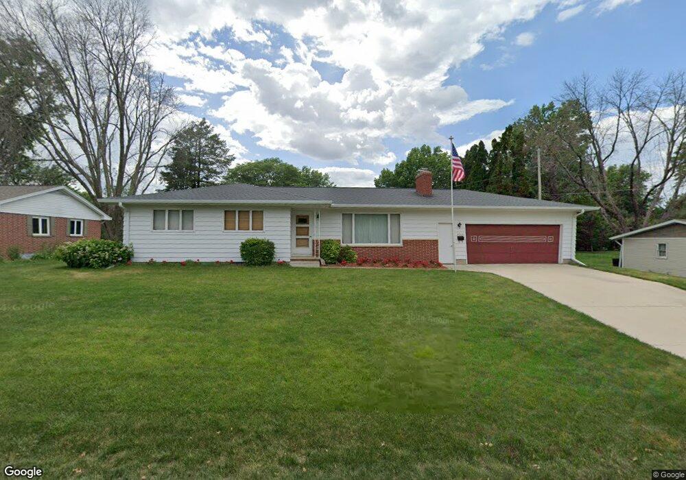 1003 Ellen St, Cedar Falls, IA 50613 - photo 1