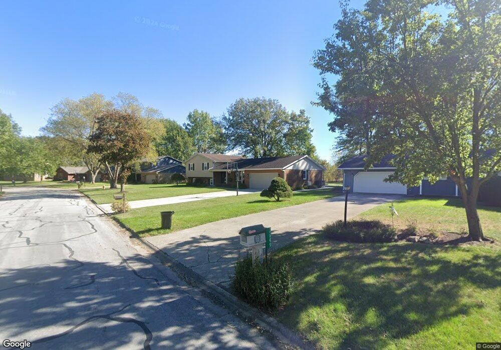 3639 S Amblewood Cir, Lima, OH 45806 - photo 1