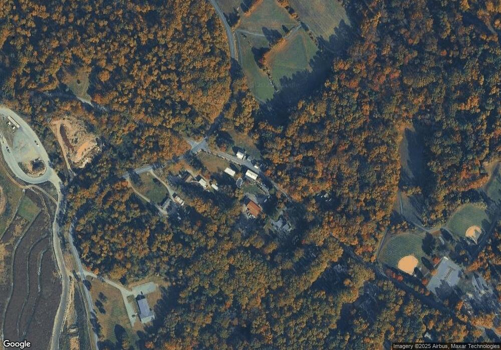 857 Mountain Rd, Boyertown, PA 19512 - photo 1