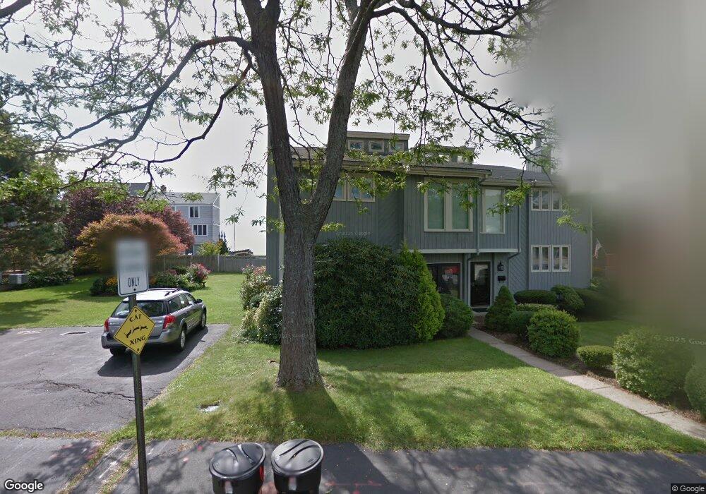 15 Sutton Place, Swampscott, MA 01907 - photo 1